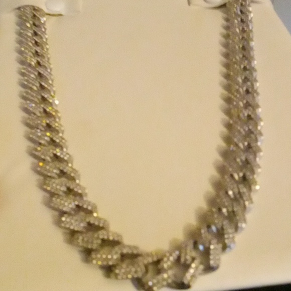 Cuban Link encrusted chain.Daniels jewelry.pure silver perfect condition. - Picture 7 of 12